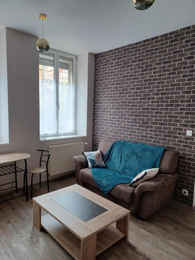 Chez Arthur Et Cie Luxeuil-les-Bains Esterno foto